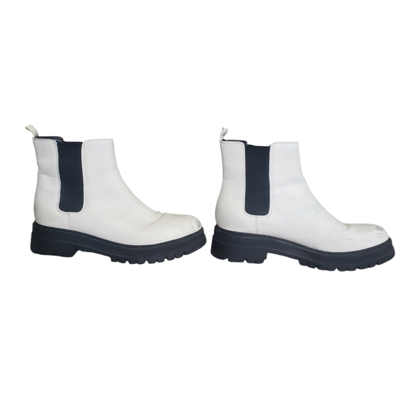 Marc Fisher Pirro Ivory Leather Round Toe Pull On Lug Sole Chelsea Women Sz 10M - Picture 3 of 12